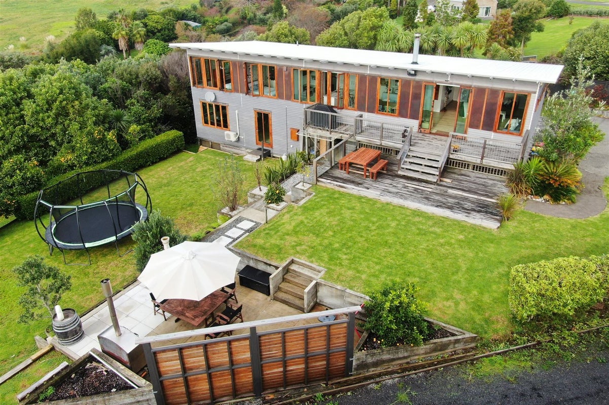66 Koutunui Road, Athenree, Katikati - Carousel 2