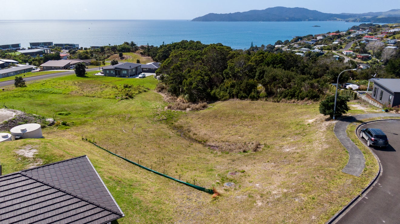 7 Sunrise Place, Cable Bay, Cable Bay - Carousel 16