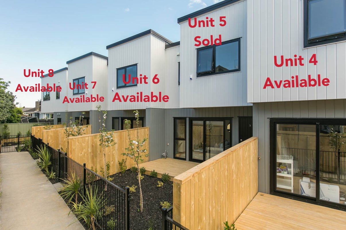 4/39 Kervil Avenue, Te Atatu Peninsula, Auckland - Carousel 1