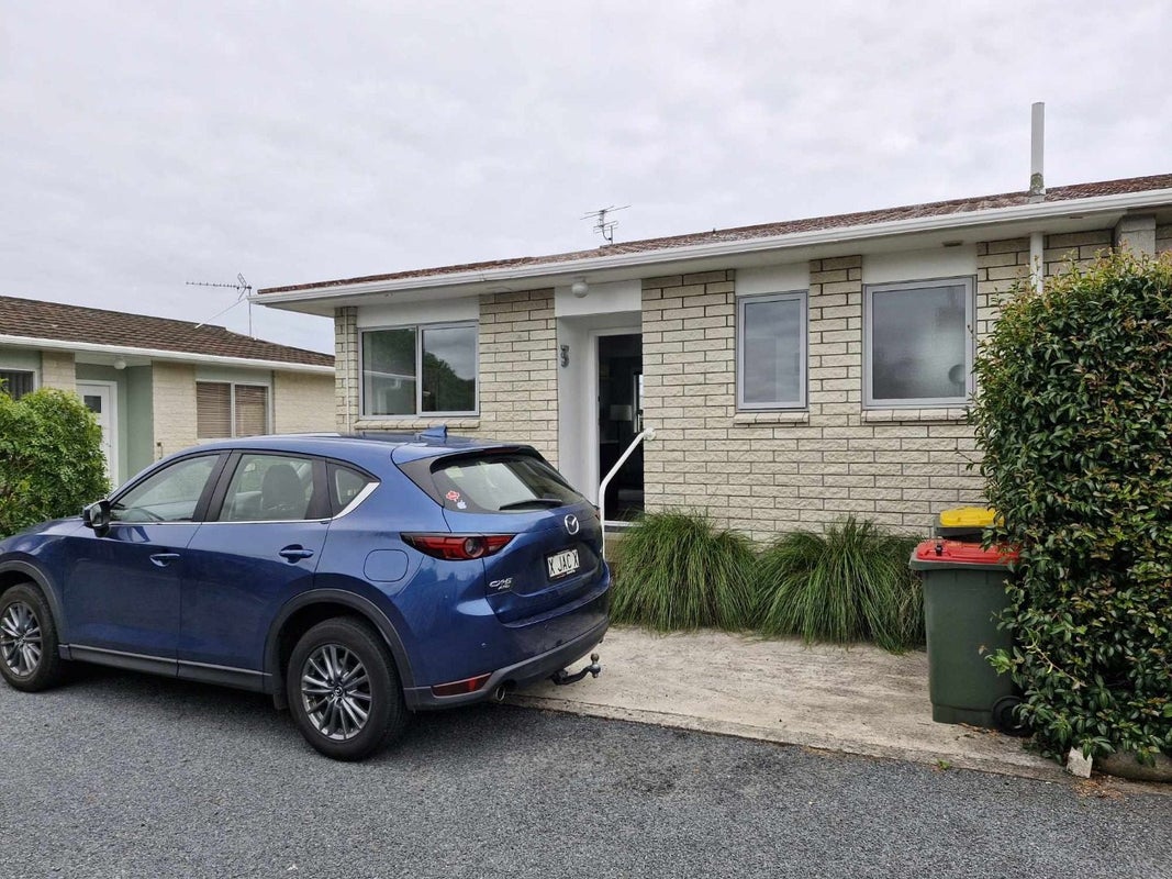 3/50 Paynters Avenue, Strandon, New Plymouth - Carousel 2