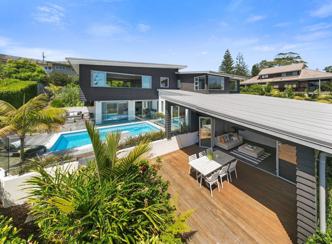 7 Trident Place, Shelly Park, Auckland - Carousel 1