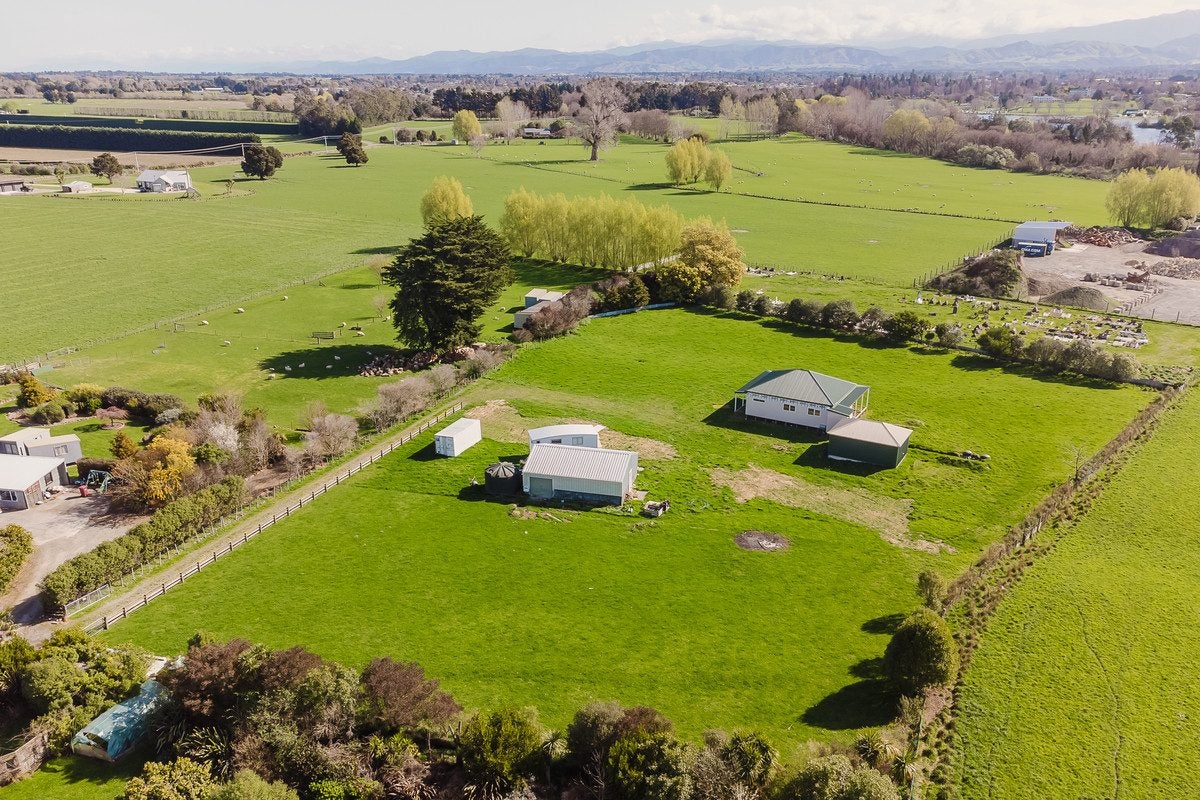 42B Watsons Road, Te Ore Ore, Masterton - Carousel 18