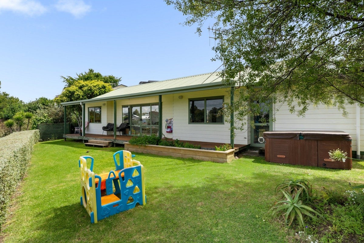 56 Sutherland Road, Brookfield, Tauranga - Carousel 1