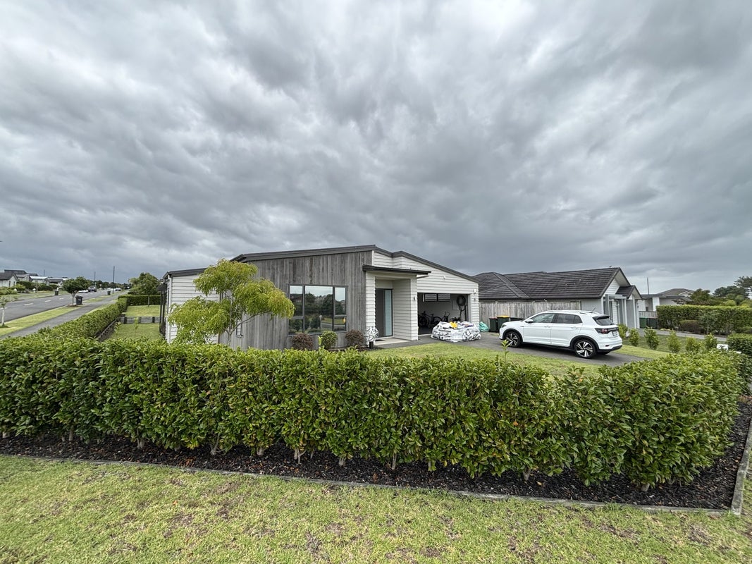 55 Kahawairahi Drive, Beachlands, Auckland - Carousel 23