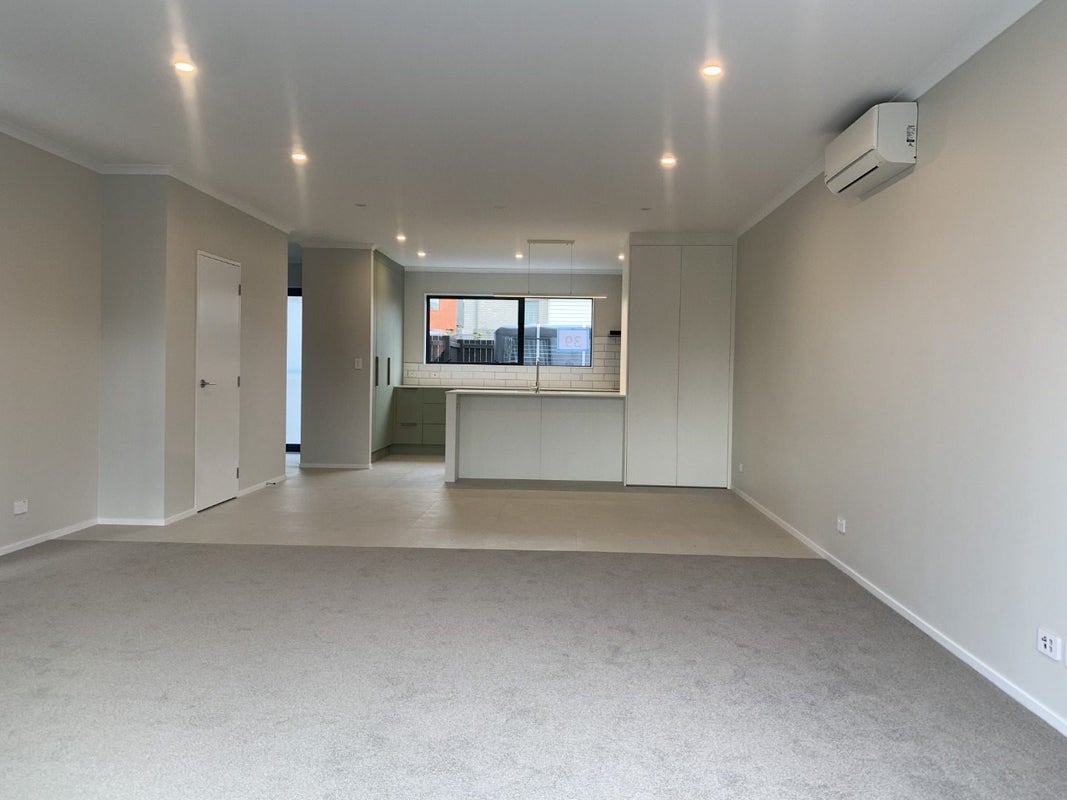 21 Ringa Matau Road, Hobsonville, Auckland - Carousel 1