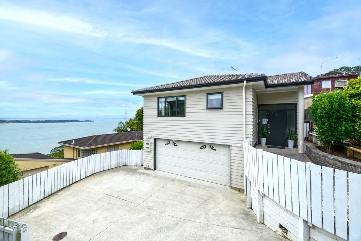2/382 Hillsborough Road, Mount Roskill, Auckland - Carousel 1