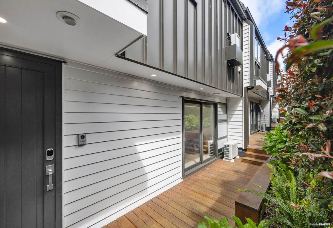 14B Sarawia Street, Newmarket, Auckland - Carousel 1