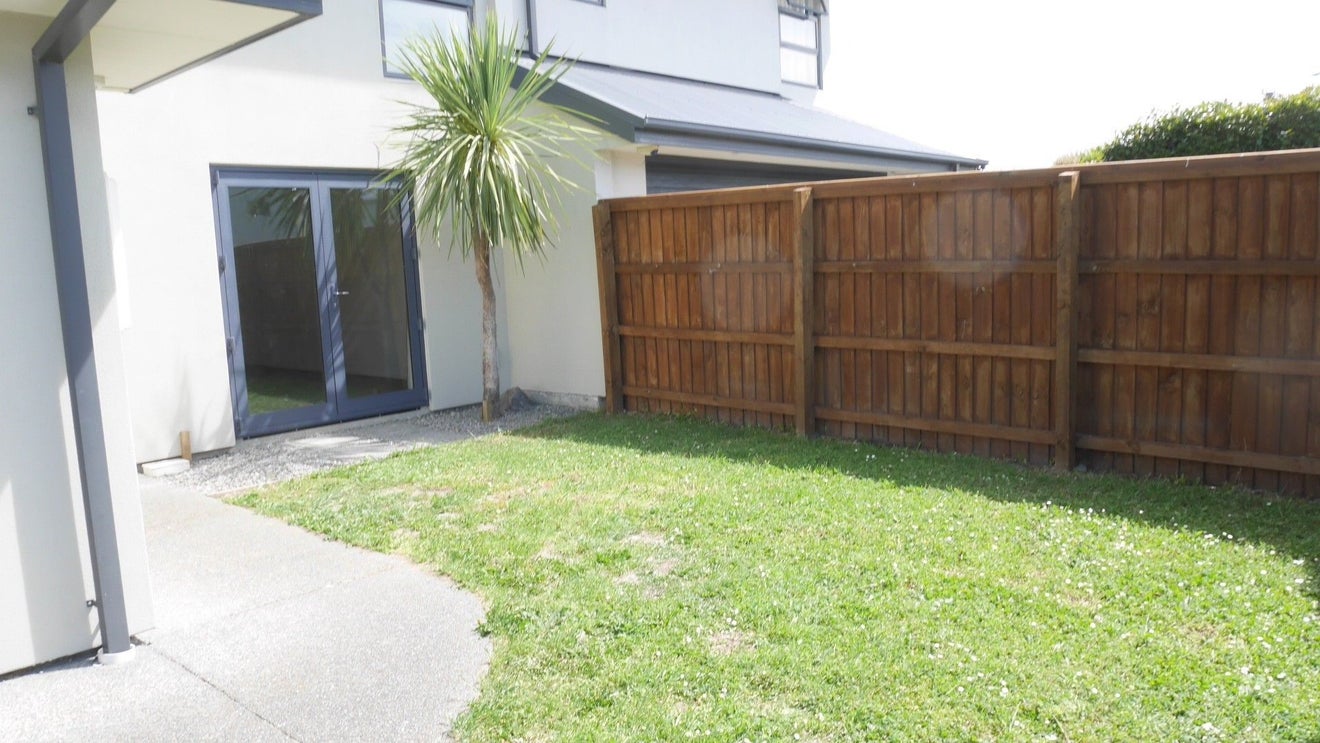 56 Fairfield Avenue, Addington, Christchurch - Carousel 17