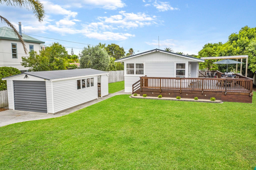 62 Bell Road, Beachlands, Auckland - Carousel 2
