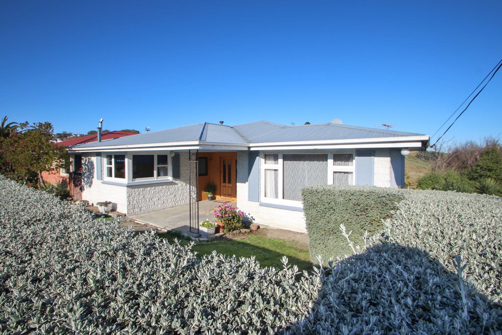 41 Tamar Street, South Hill, Oamaru - Carousel 1