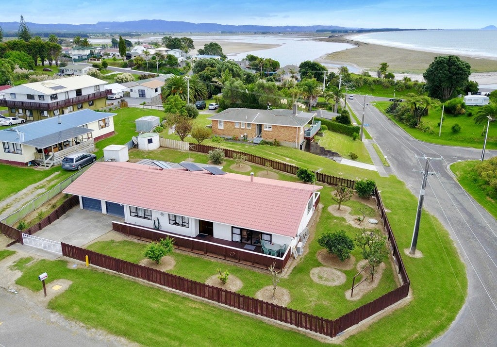 10 Otimi Street, Maketu, Te Puke - Carousel 21