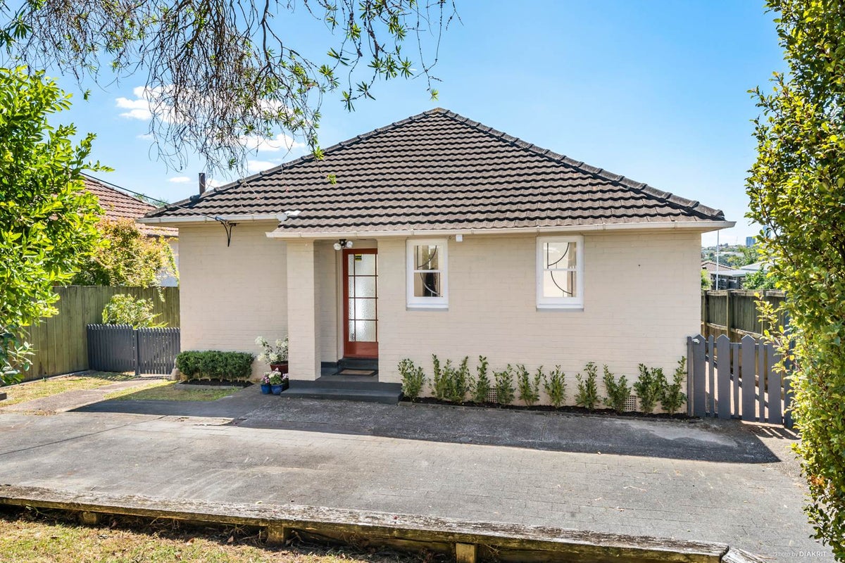 1/96 Bayswater Avenue, Bayswater, Auckland - Carousel 2