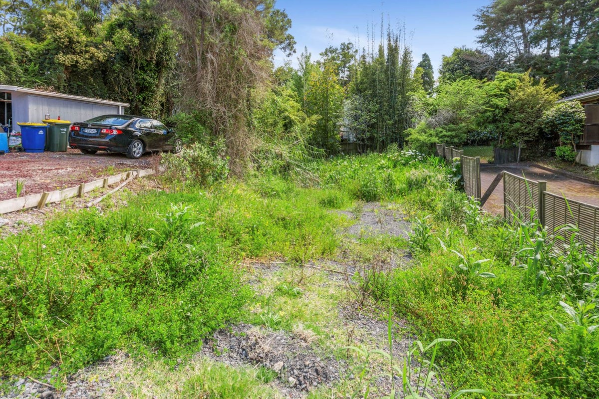 2/43 Glamorgan Drive, Torbay, Auckland - Carousel 1