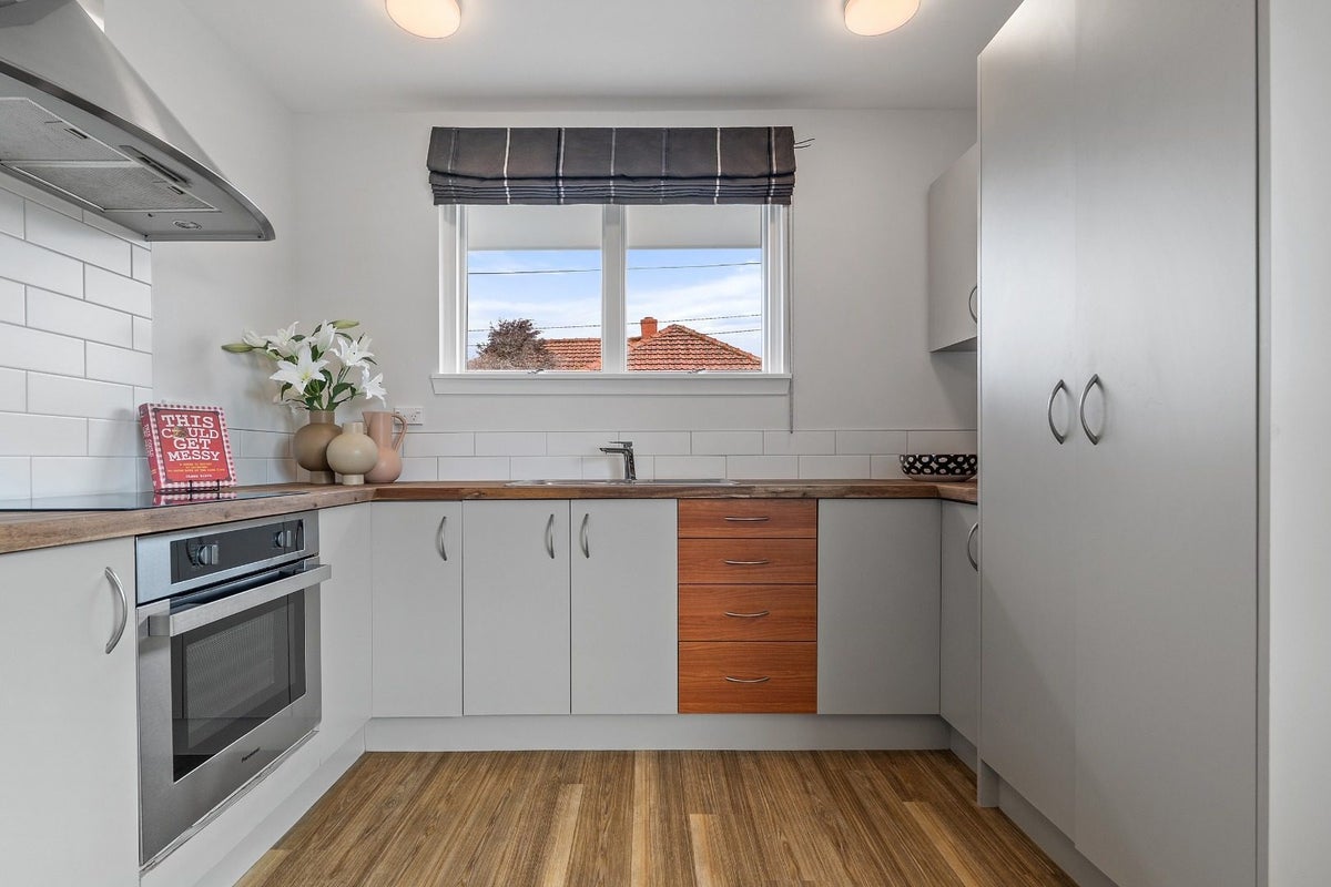 1A/29 Wainoni Road, Wainoni, Christchurch - Carousel 2