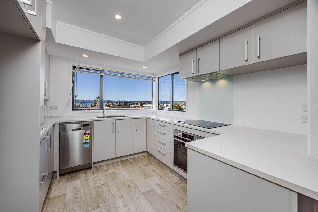 14A Ridge Road, Howick, Auckland - Carousel 2