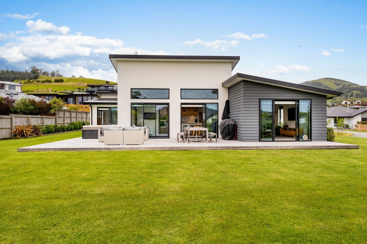 25 Heathfield Drive, Mosgiel, Mosgiel - Carousel 1