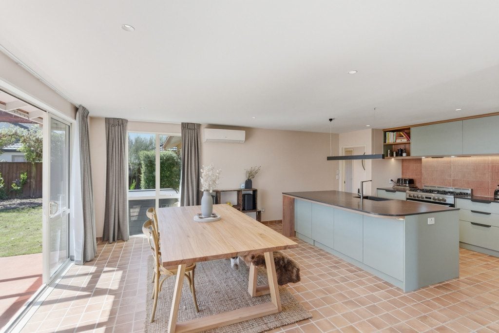 9 Mica Place, Northwood, Christchurch - Carousel 1