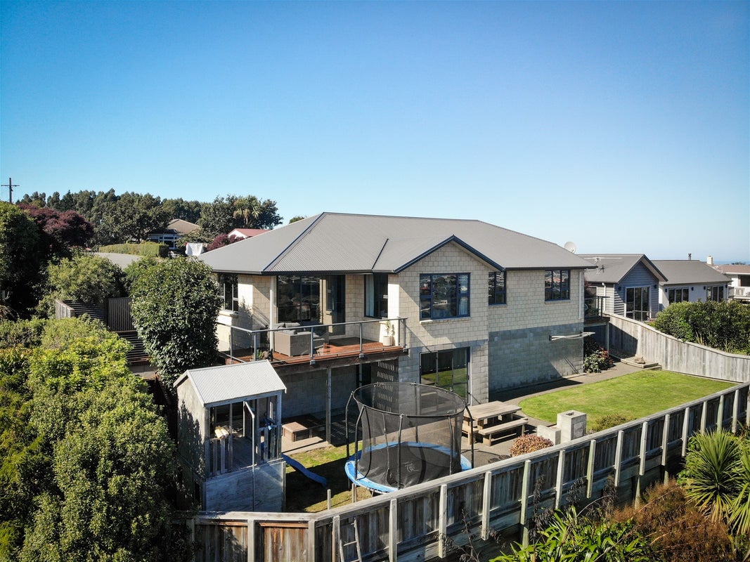 227B Highcliff Road, Shiel Hill, Dunedin - Carousel 1