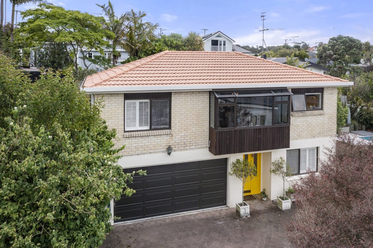 2/48 Richmond Avenue, Northcote Point, Auckland - Carousel 1