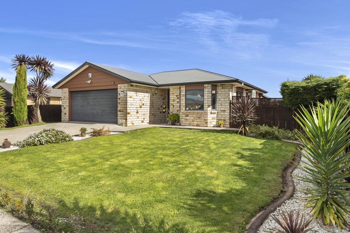 26 Kittyhawk Place, Melville, Hamilton - Carousel 1
