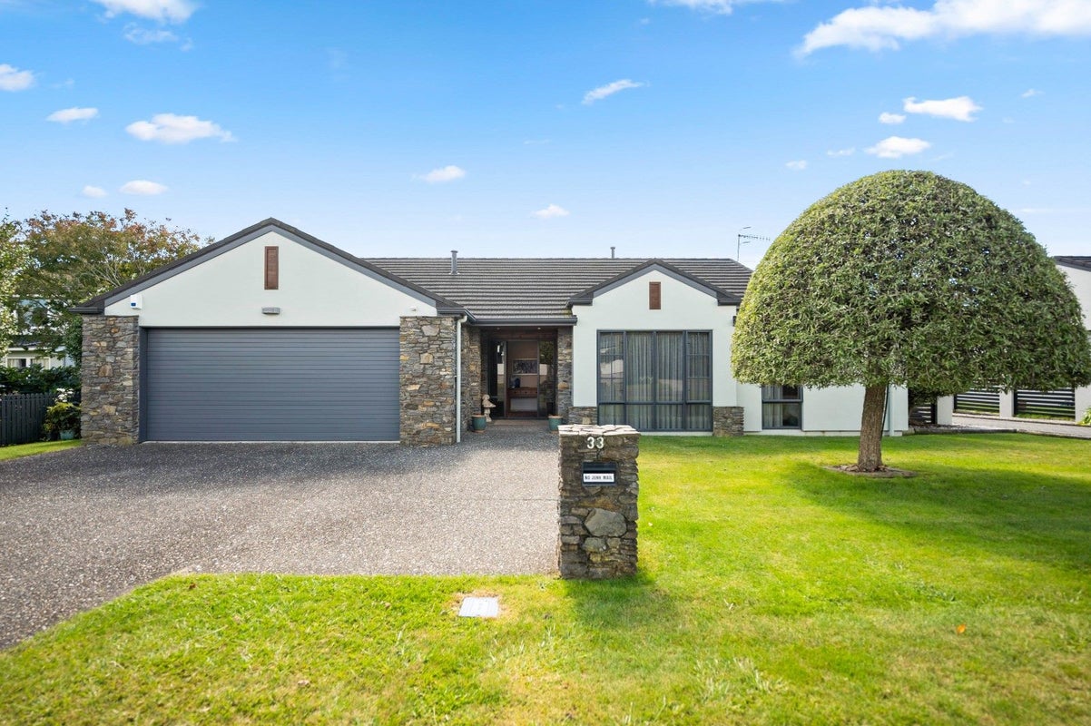 33 Sumner Street, Glenholme, Rotorua - Carousel 1