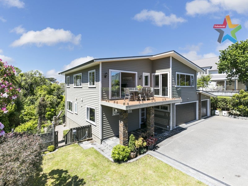 34A Friend Street, Karori, Wellington - Carousel 1