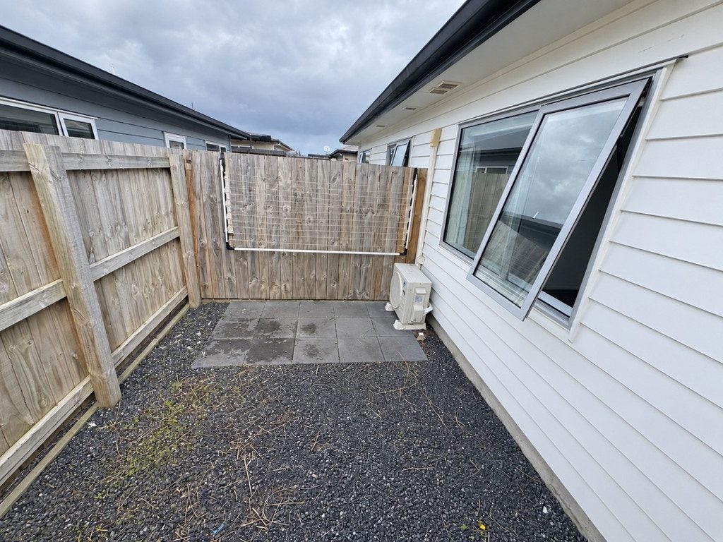 113 Kuaka Drive, Takanini, Papakura, Auckland - Carousel 18
