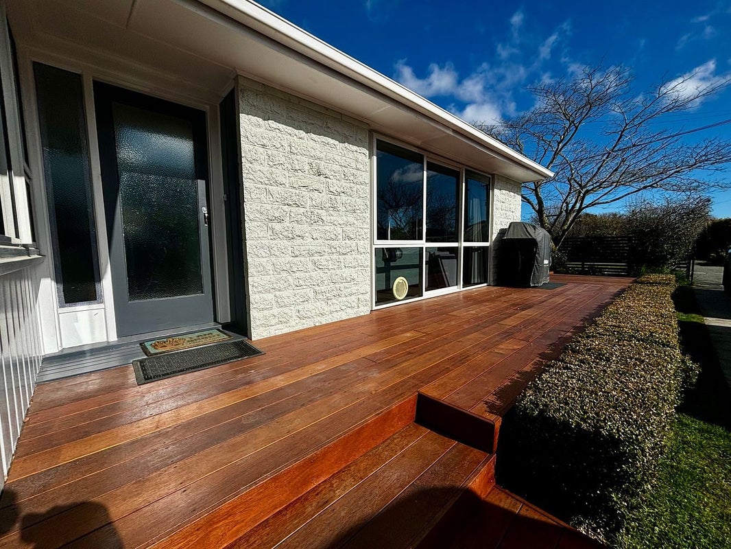 20 Torquay Place, Bryndwr, Christchurch - Carousel 2