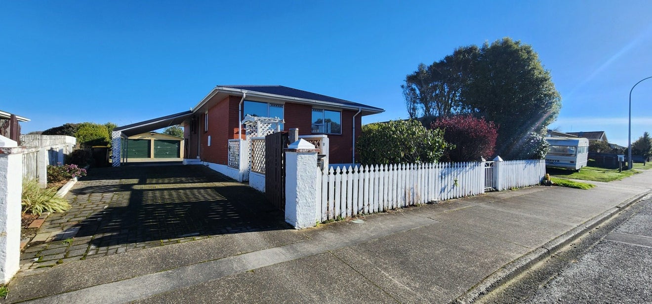 11 Brooke Street, Heidelberg, Invercargill - Carousel 2