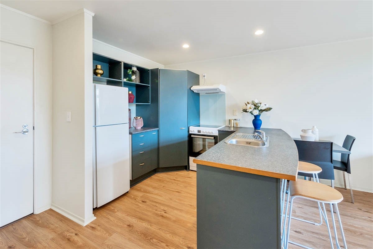 5/372 Rosedale Road, Rosedale, Auckland - Carousel 2