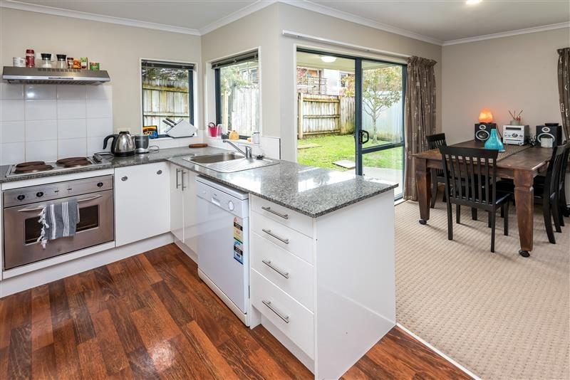 3A Blyton Lane, Pakuranga Heights, Auckland - Carousel 3