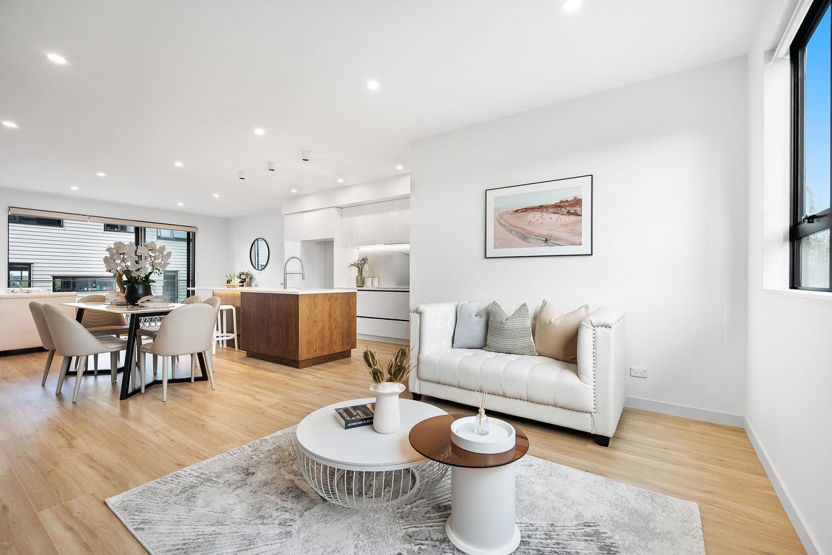 4B Fowler Street, Northcote, Auckland - Carousel 2
