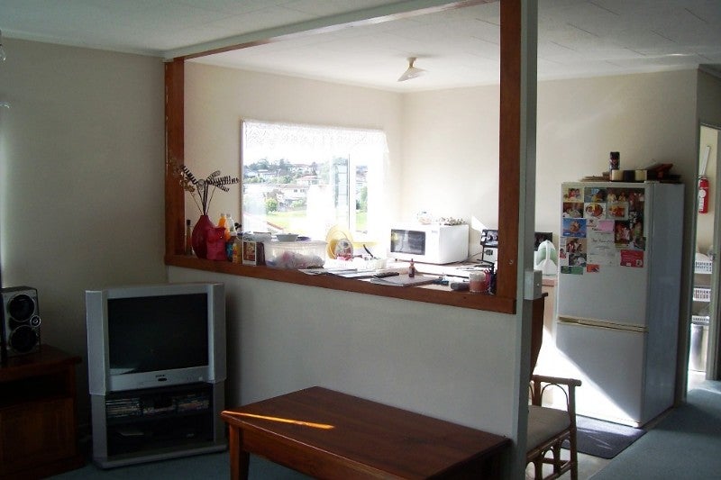 23 Maywood Crescent, Glen Eden, Auckland - Carousel 4