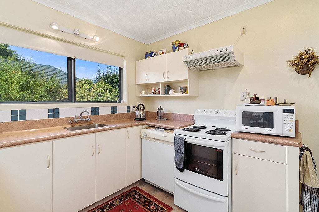 2A Kowhai Street, Glenholme, Rotorua - Carousel 2
