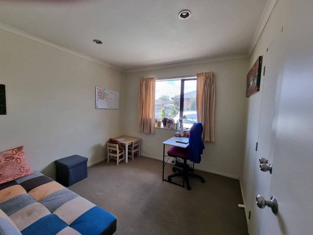 18 Jury Place, Favona, Auckland - Carousel 12
