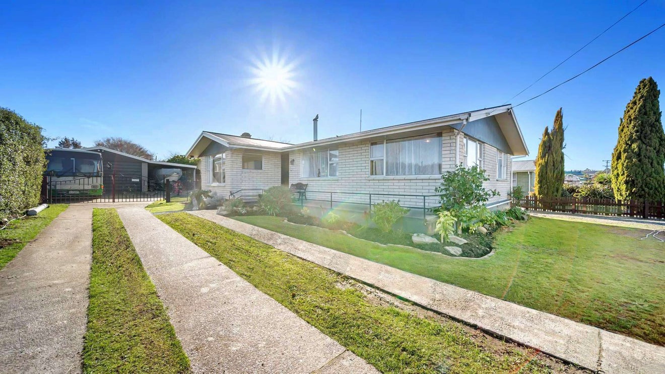 39 Argyle Street, Weston, Oamaru - Carousel 1