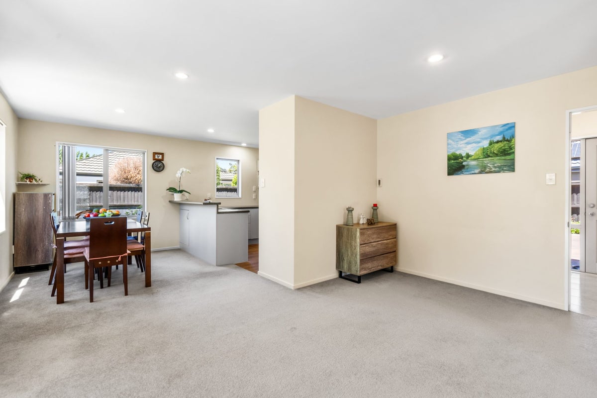 73 O'Neill Avenue, Northwood, Christchurch - Carousel 2