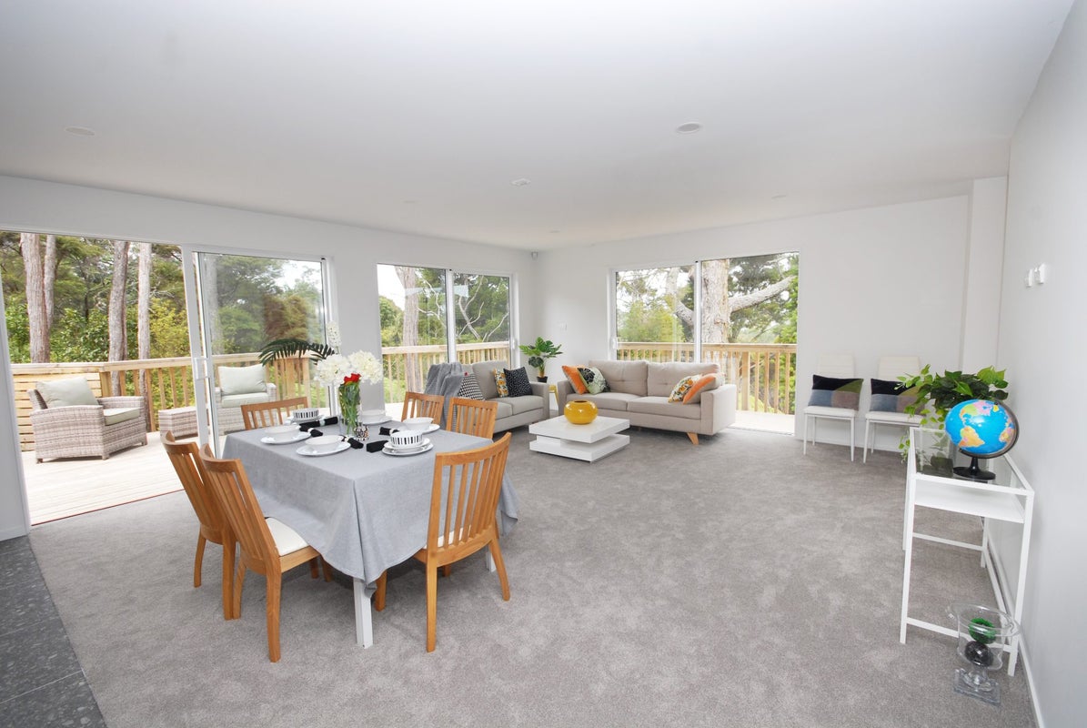 4B Valecrest Place, Bayview, Auckland - Carousel 6
