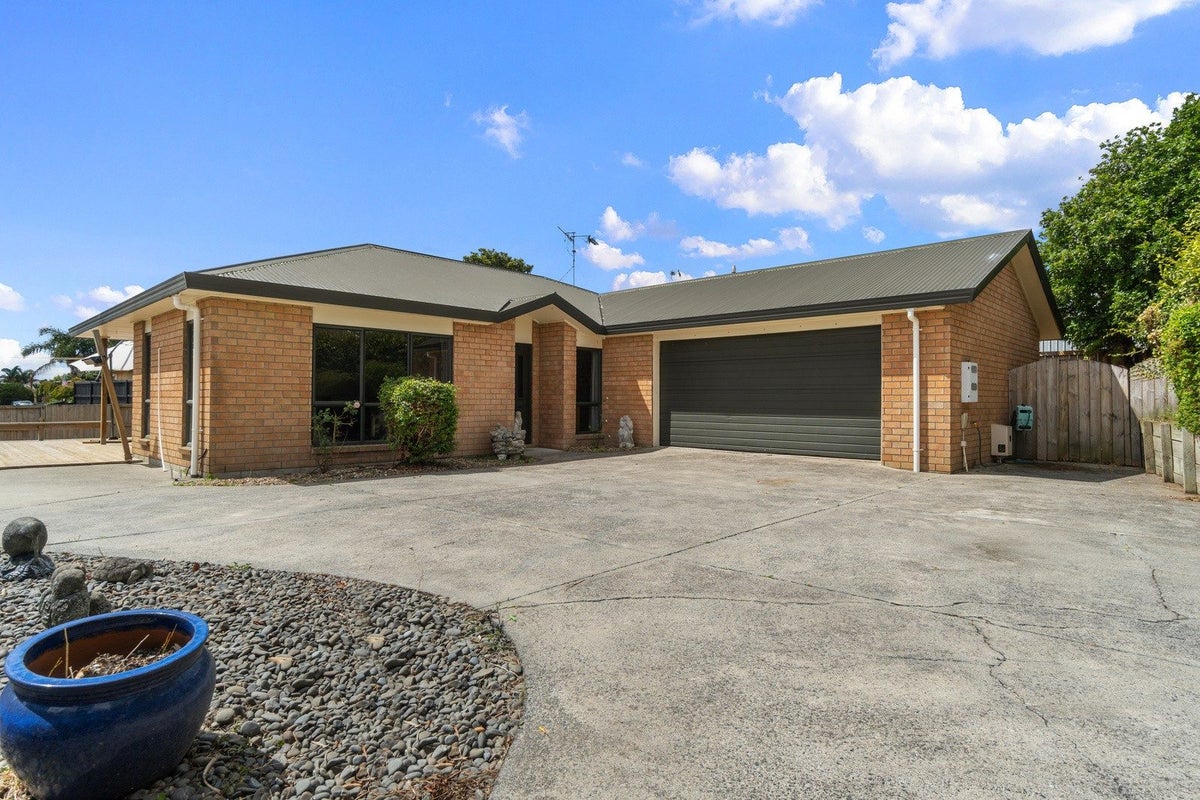 32 Cranbrook Place, Rototuna North, Hamilton - Carousel 21