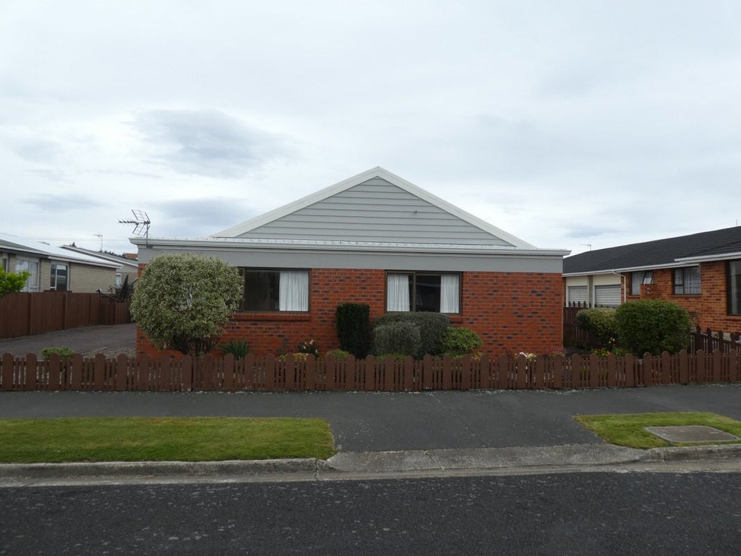 15A Ascot Street, Saint Kilda, Dunedin - Carousel 2