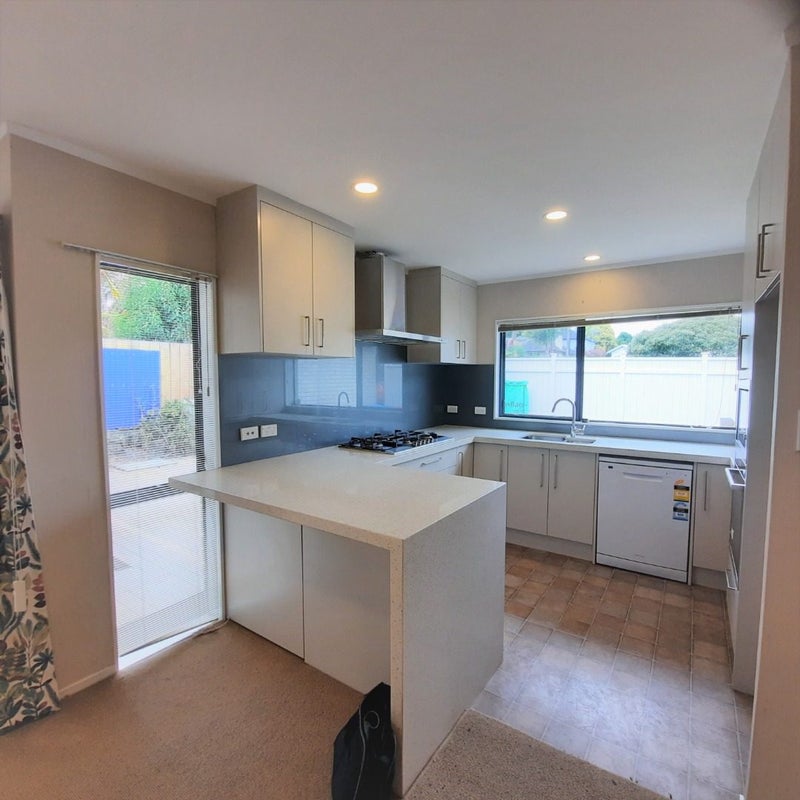 15A William Avenue, Greenlane, Auckland - Carousel 2