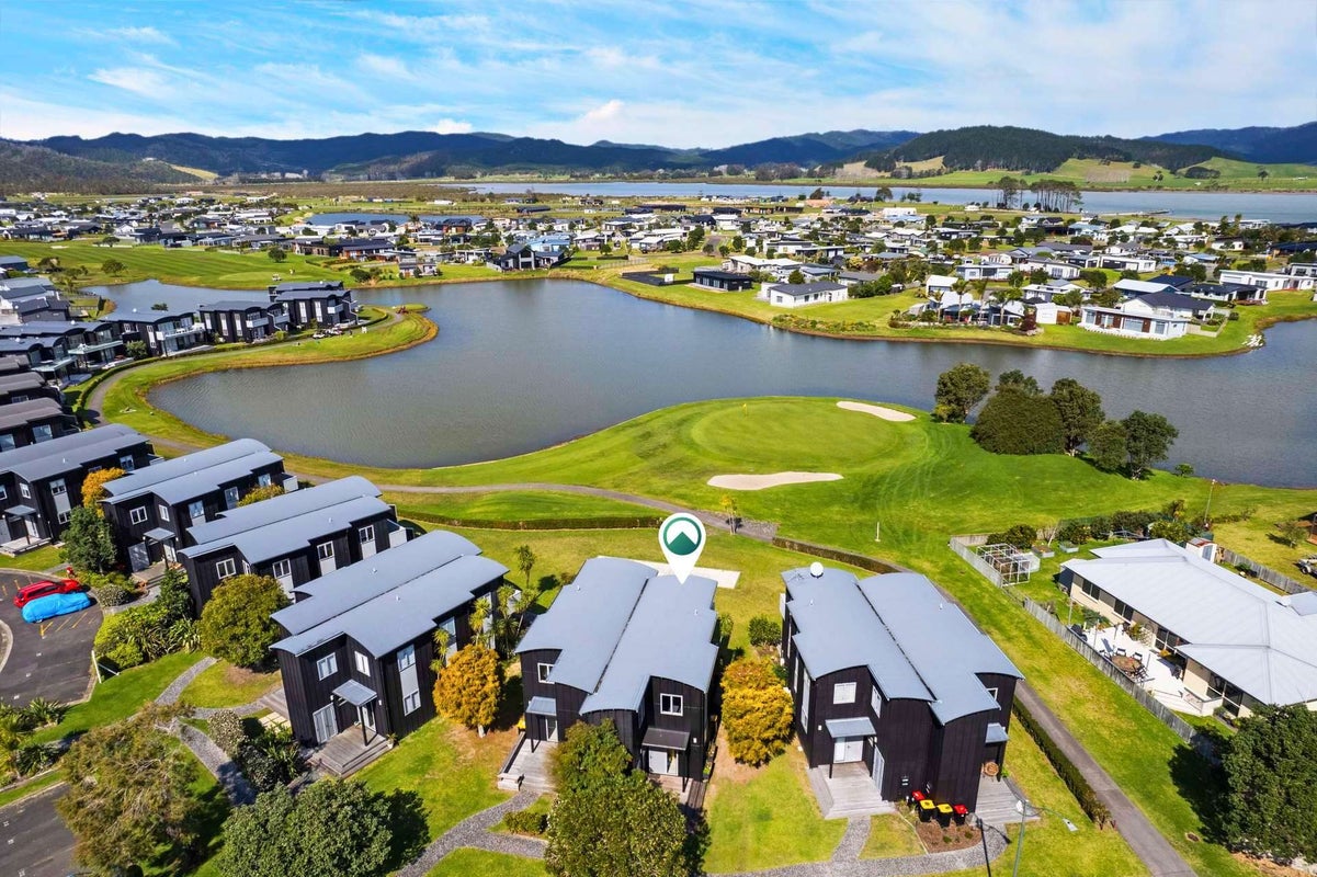 19/101 Harbour Drive, Matarangi, Whitianga - Carousel 1