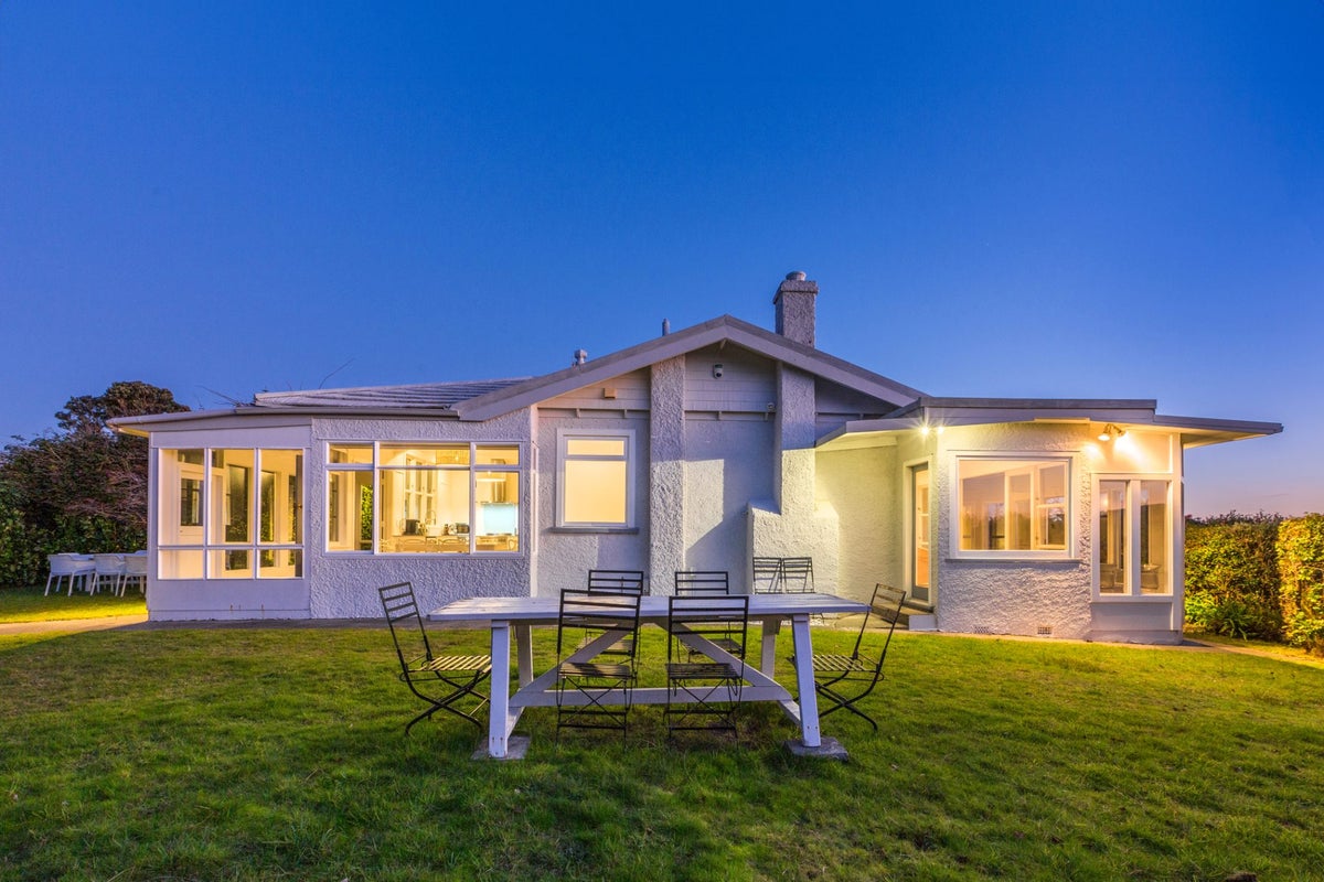 13 Kohutuhutu Road, Raumati Beach, Paraparaumu - Carousel 2