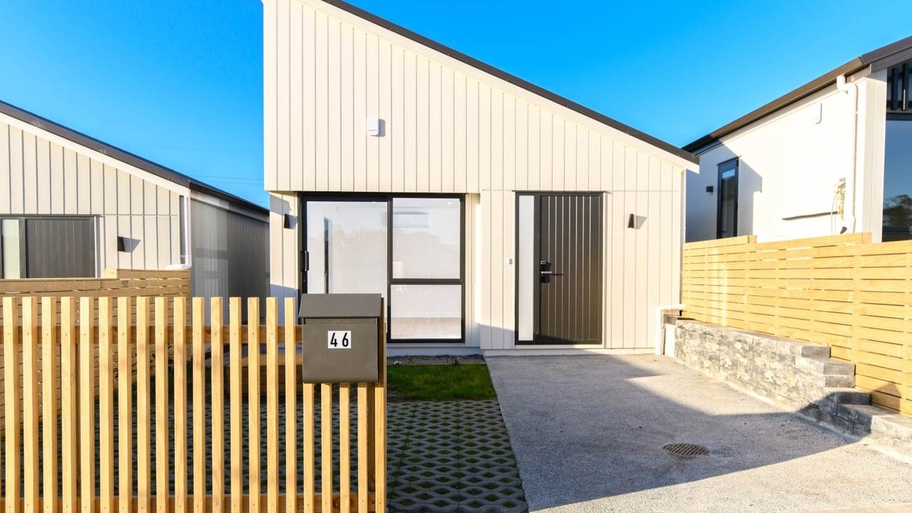 46 Biokovo Street, Massey, Auckland - Carousel 1