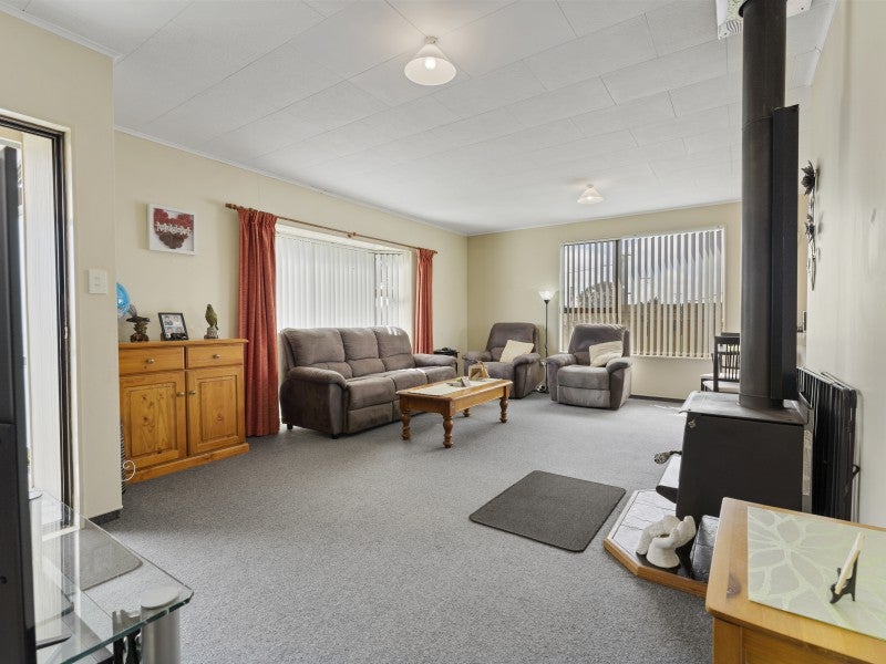 1 Taylor Street, Foxton Beach, Foxton - Carousel 2
