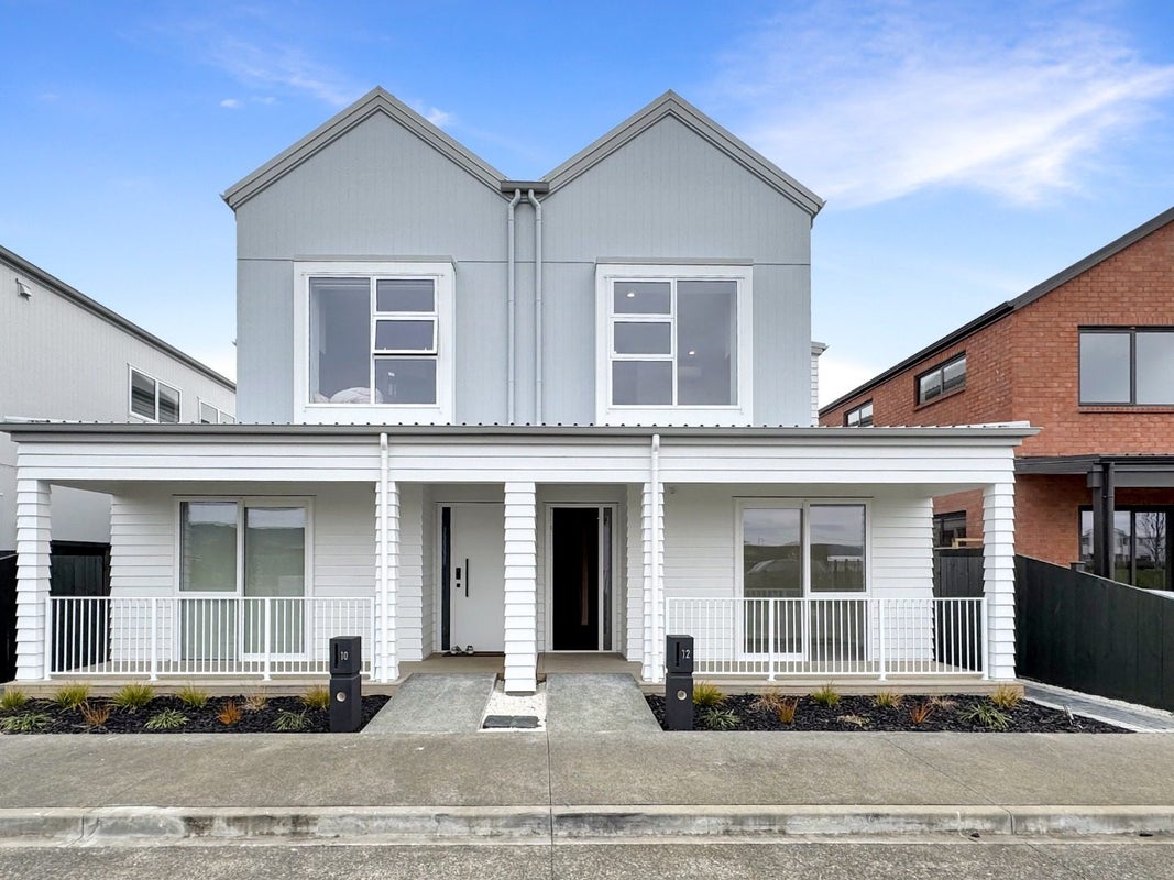 12 Yellow Pear Lane, Karaka, Papakura - Carousel 1
