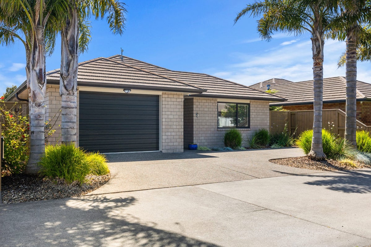 9 Kokihi Close, Papamoa Beach, Papamoa - Carousel 2