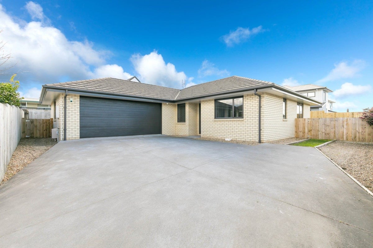 17A Morrinsville Road, Hillcrest, Hamilton - Carousel 2