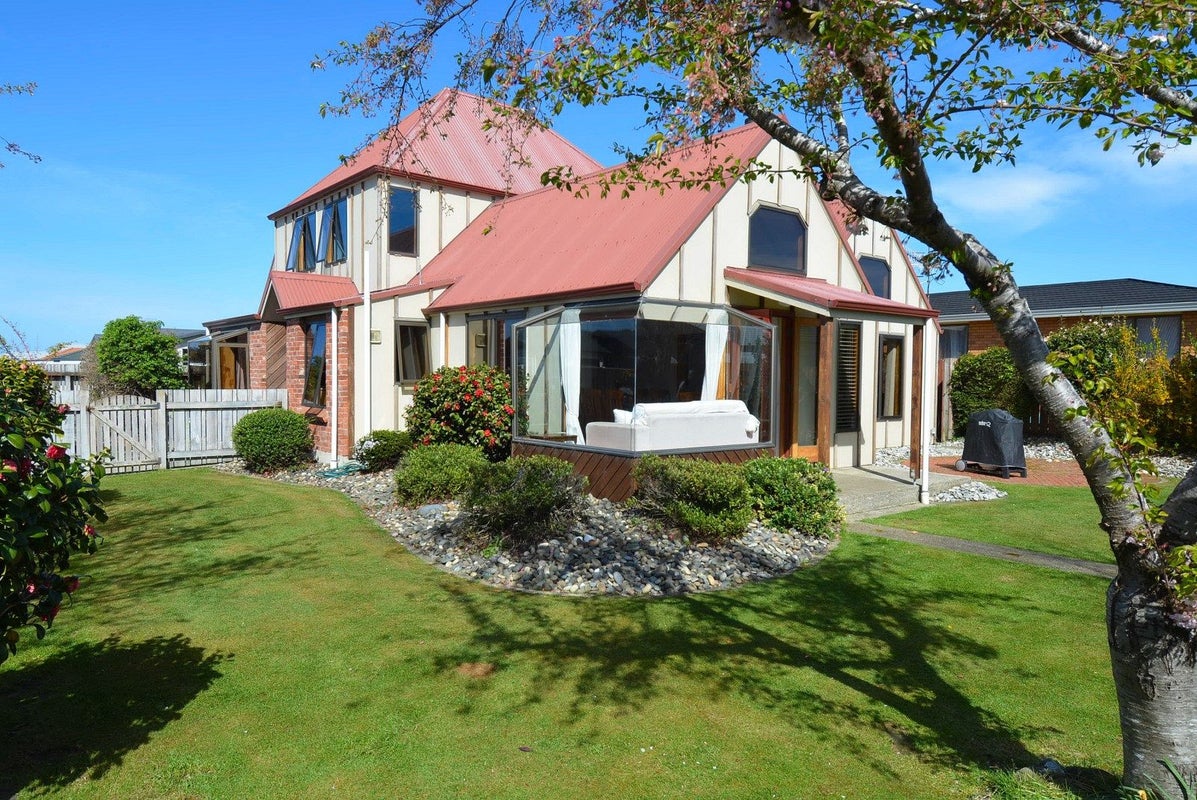 44 Craig Street, Waikiwi, Invercargill - Carousel 1
