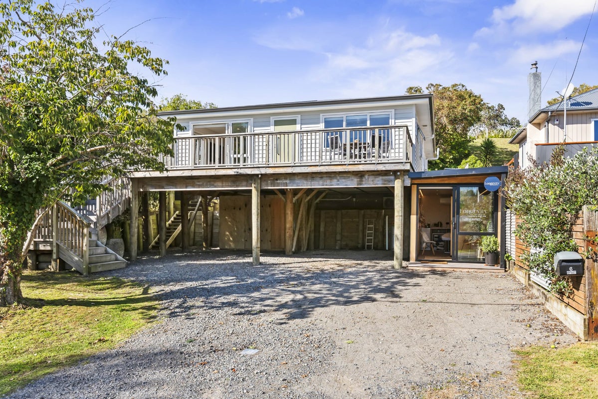 6 Moa Road, Raumati Beach, Paraparaumu - Carousel 2